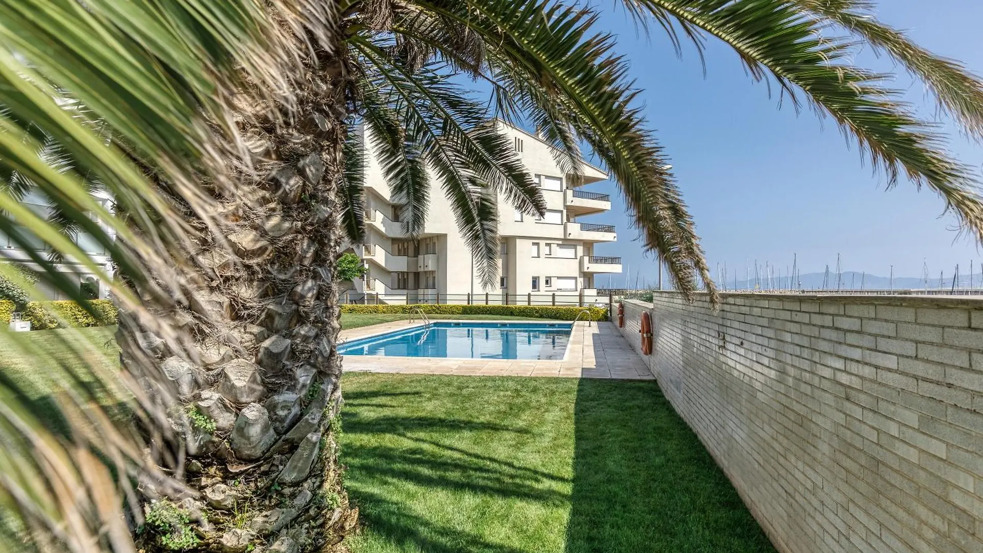 Apartamento Moll Con Piscina L' Escala 0*,  España